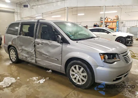 2016 Chrysler Town & Country Touring from USA, damaged, VIN 2C4RC1BG8GR165437